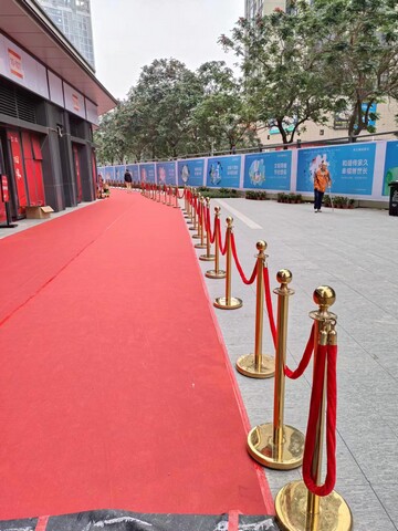 ���ڵ�̺��O(sh��) ����һ�׾�����